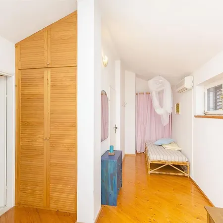 House Ivno * Vela Luka