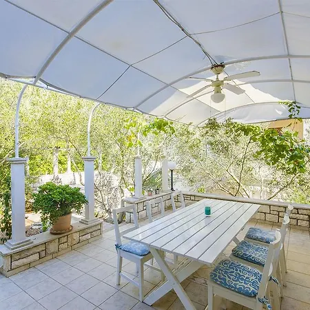 House Ivno Casa de Férias Vela Luka